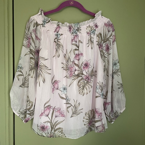NWT White House Black Market Floral Off-Shoulder Blouse - Picture 6 of 8
